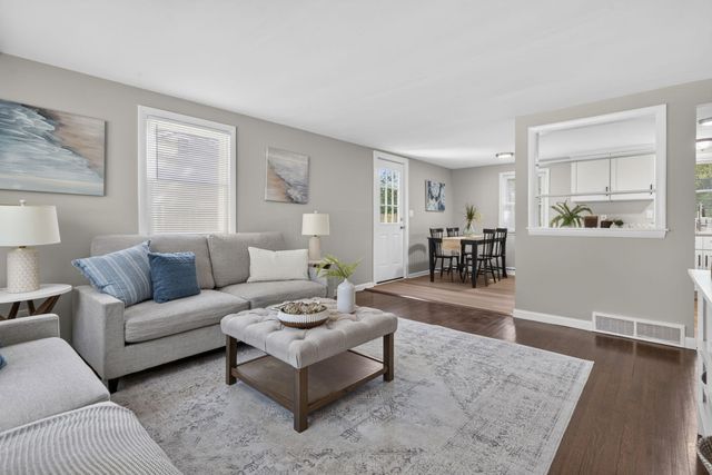6 Handy Road, Pocasset, MA 02559