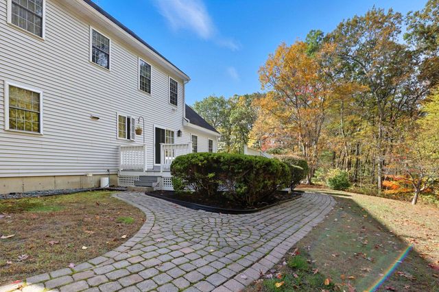 13 Cottonwood Road, Plaistow, NH 03865