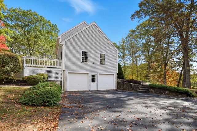 13 Cottonwood Road, Plaistow, NH 03865