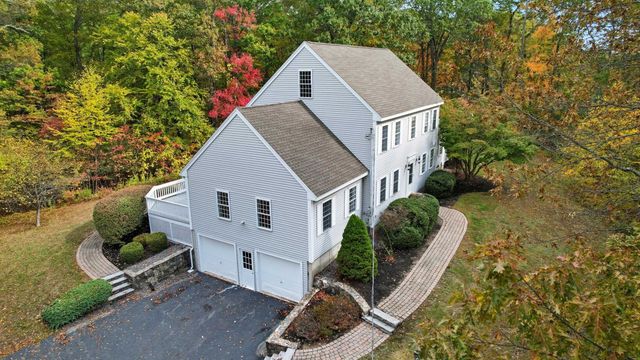 13 Cottonwood Road, Plaistow, NH 03865