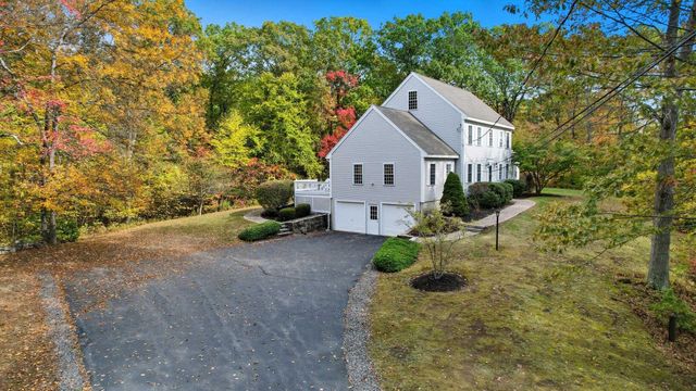 13 Cottonwood Road, Plaistow, NH 03865