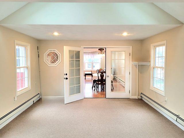 970 Crescent St, Brockton, MA 02302