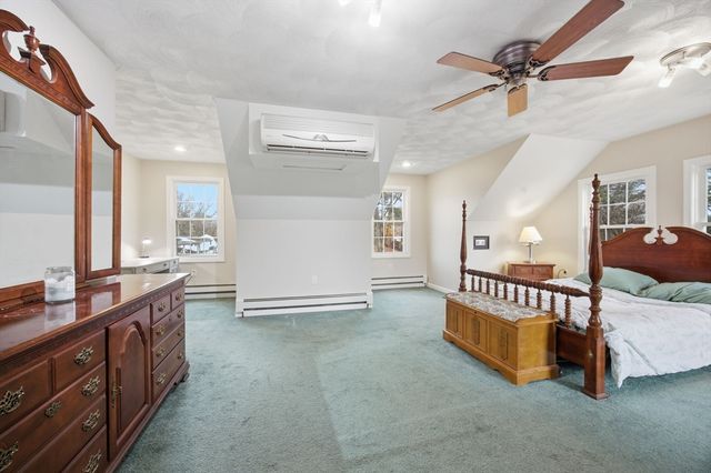 970 Crescent St, Brockton, MA 02302