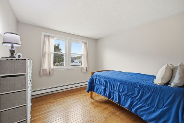 970 Crescent St, Brockton, MA 02302