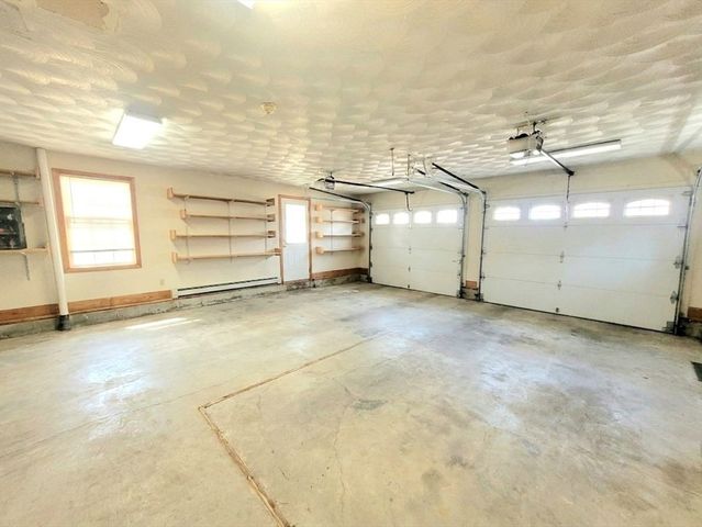 970 Crescent St, Brockton, MA 02302