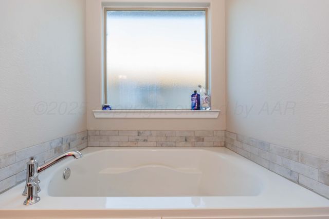 7814 ARLO Drive, Amarillo, TX 79119