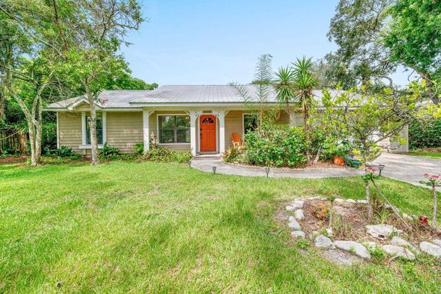 144 Wisteria Road, St Augustine, FL 32086