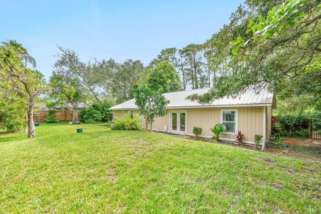 144 Wisteria Road, St Augustine, FL 32086