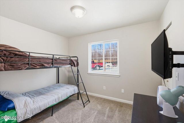 1785 E RAVEN Circle, Wasilla, AK 99654