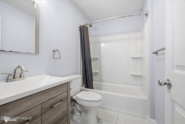 1785 E RAVEN Circle, Wasilla, AK 99654