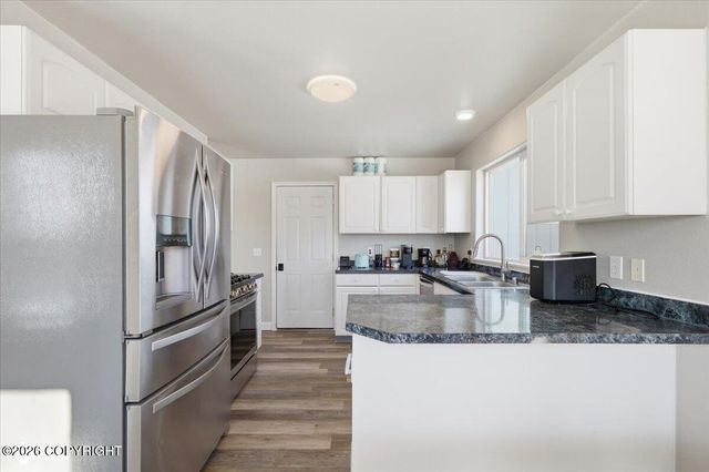 1785 E RAVEN Circle, Wasilla, AK 99654