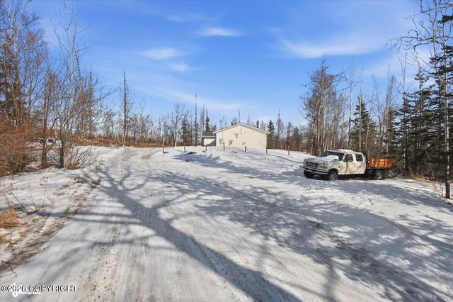1785 E RAVEN Circle, Wasilla, AK 99654