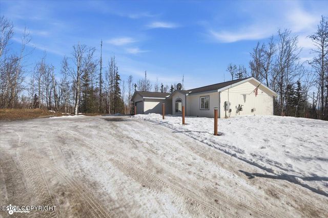 1785 E RAVEN Circle, Wasilla, AK 99654