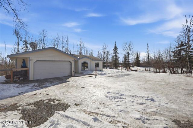 1785 E RAVEN Circle, Wasilla, AK 99654