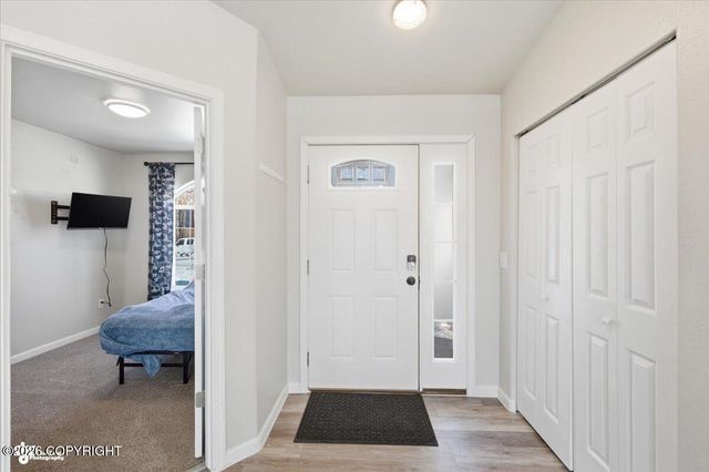 1785 E RAVEN Circle, Wasilla, AK 99654