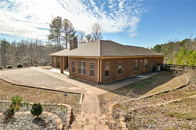 412 Trilium Trail, Pendergrass, GA 30567