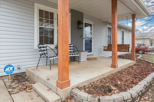 2522 S Grant Avenue, Springfield, MO 65807