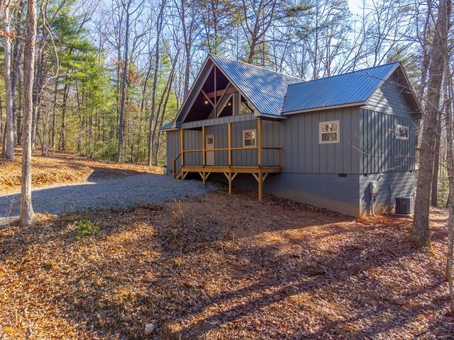 397 Kennelly Loop, Murphy, NC 28906