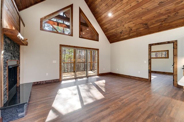 397 Kennelly Loop, Murphy, NC 28906