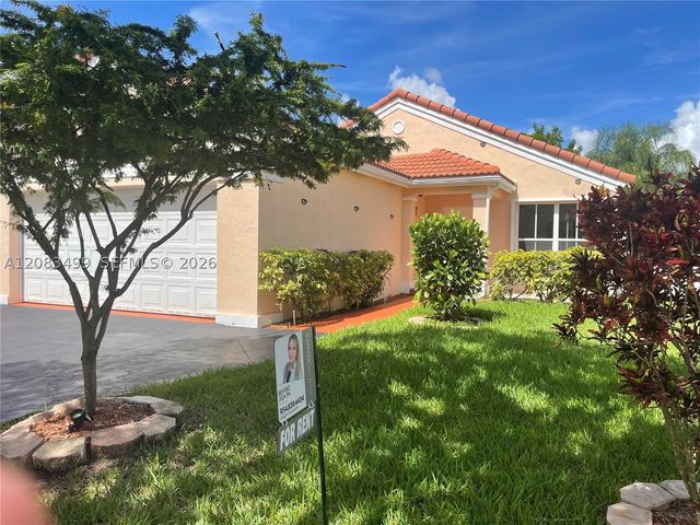 816 Sand Creek Cir, Weston, FL 33327