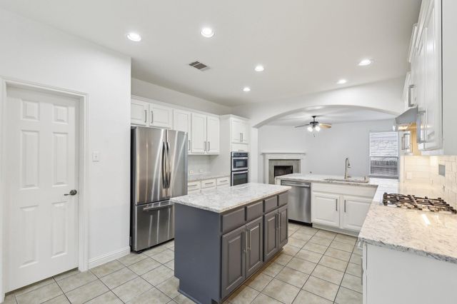1025 Horne DR, Cedar Park, TX 78613