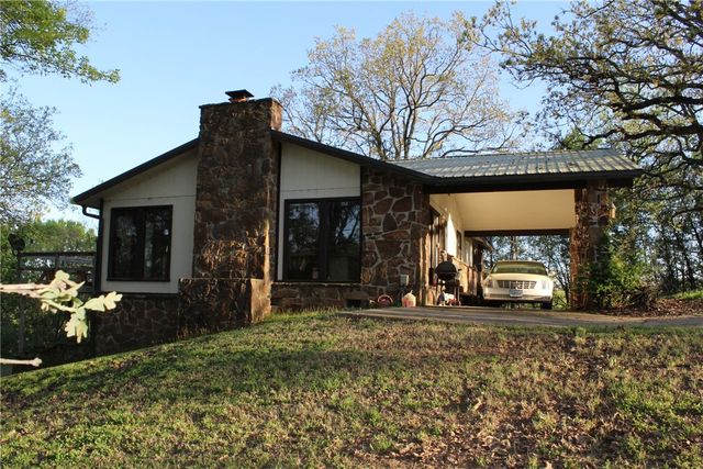 617 Hilltop Circle, Kansas, OK 74347