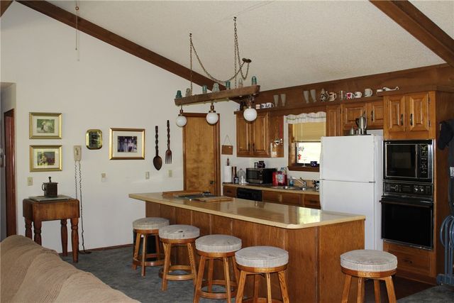 617 Hilltop Circle, Kansas, OK 74347