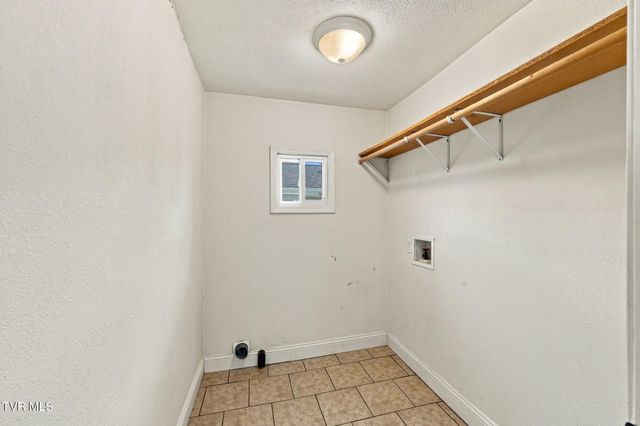 1107 Massachusetts Avenue, Bristol, VA 24201