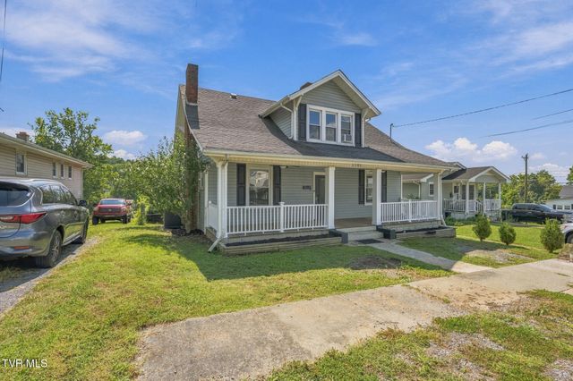 1107 Massachusetts Avenue, Bristol, VA 24201