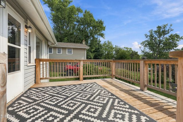 1107 Massachusetts Avenue, Bristol, VA 24201