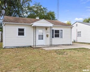 1621 N 21ST Street, Springfield, IL 62702