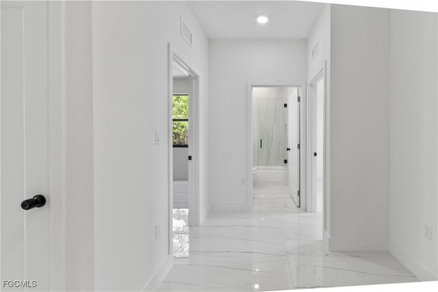 6010 Acorn CIR, Labelle, FL 33935