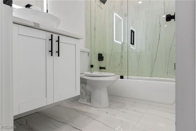 6010 Acorn CIR, Labelle, FL 33935