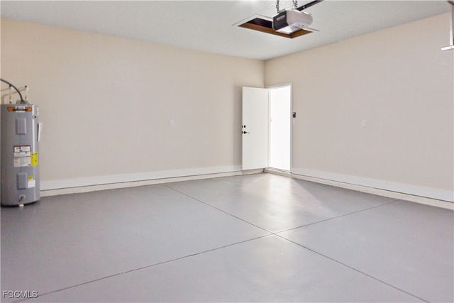 6010 Acorn CIR, Labelle, FL 33935