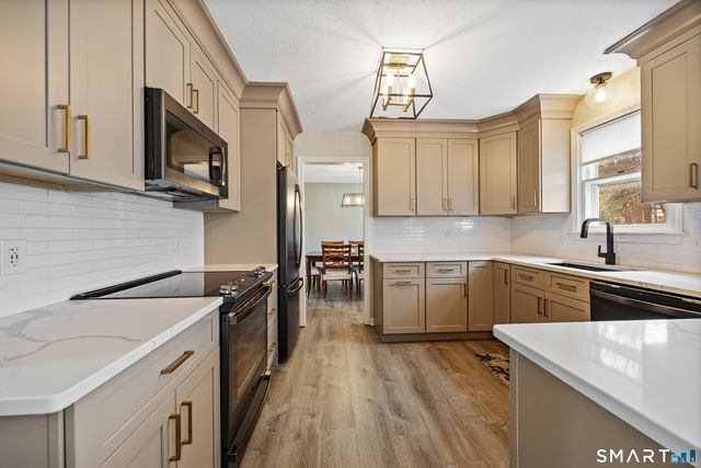 147 Highland Street, Rocky Hill, CT 06067