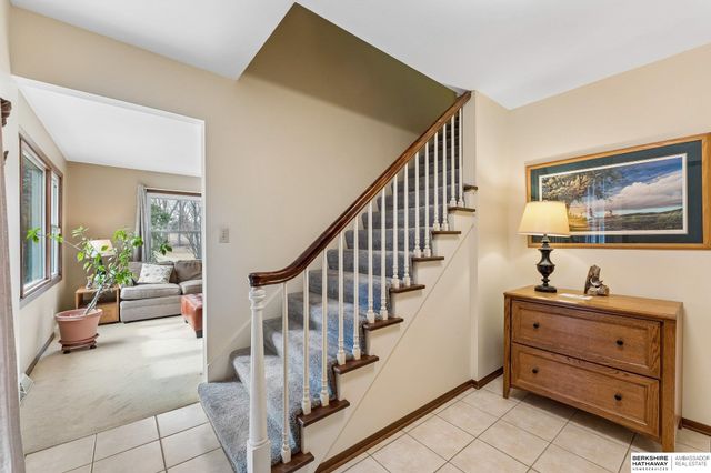 6432 Sorensen Lane, Omaha, NE 68122