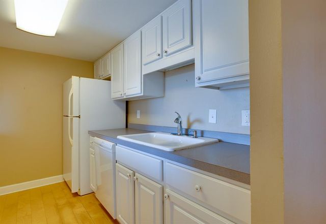 450 W 7th Street 1403, Tulsa, OK 74119