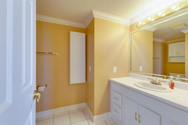 450 W 7th Street 1403, Tulsa, OK 74119