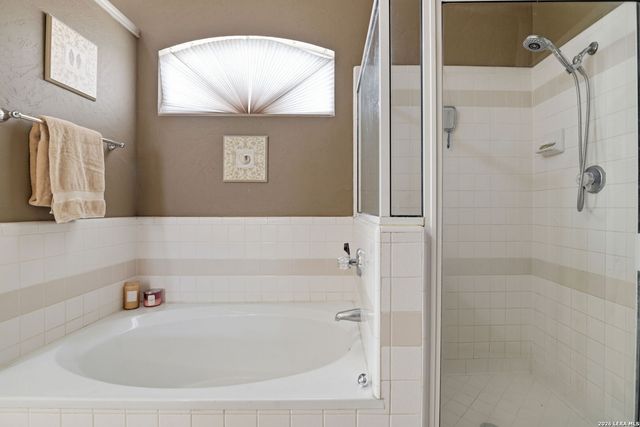 1947 Fallow Run, San Antonio, TX 78248