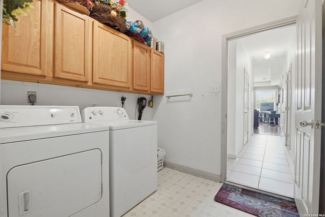 1947 Fallow Run, San Antonio, TX 78248