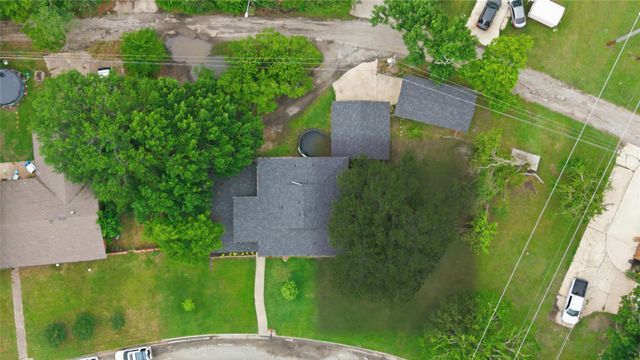 3008 Choctaw Road, Commerce, TX 75428