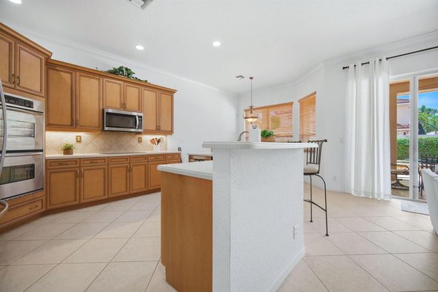 6018 NW 56th Circle NW, Coral Springs, FL 33067