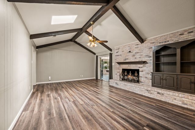 1608 Delta Drive, Arlington, TX 76012