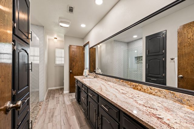 1608 Delta Drive, Arlington, TX 76012