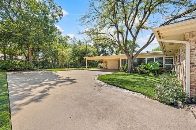 1608 Delta Drive, Arlington, TX 76012
