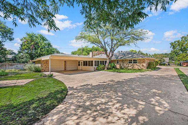 1608 Delta Drive, Arlington, TX 76012