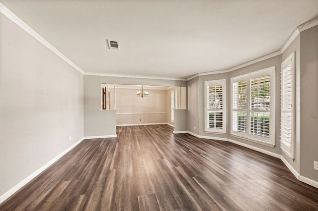 1608 Delta Drive, Arlington, TX 76012