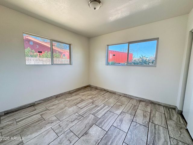 2739 W RANCHO Drive, Phoenix, AZ 85017