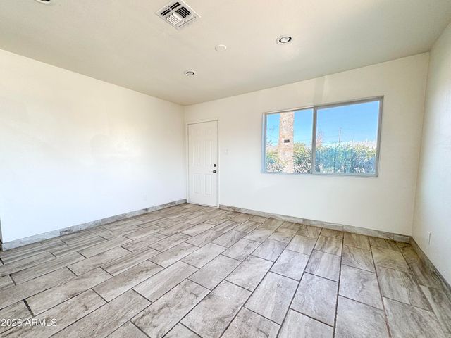 2739 W RANCHO Drive, Phoenix, AZ 85017