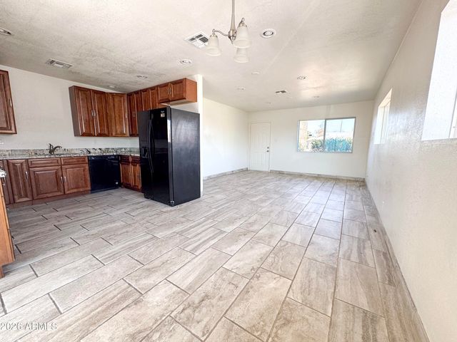 2739 W RANCHO Drive, Phoenix, AZ 85017